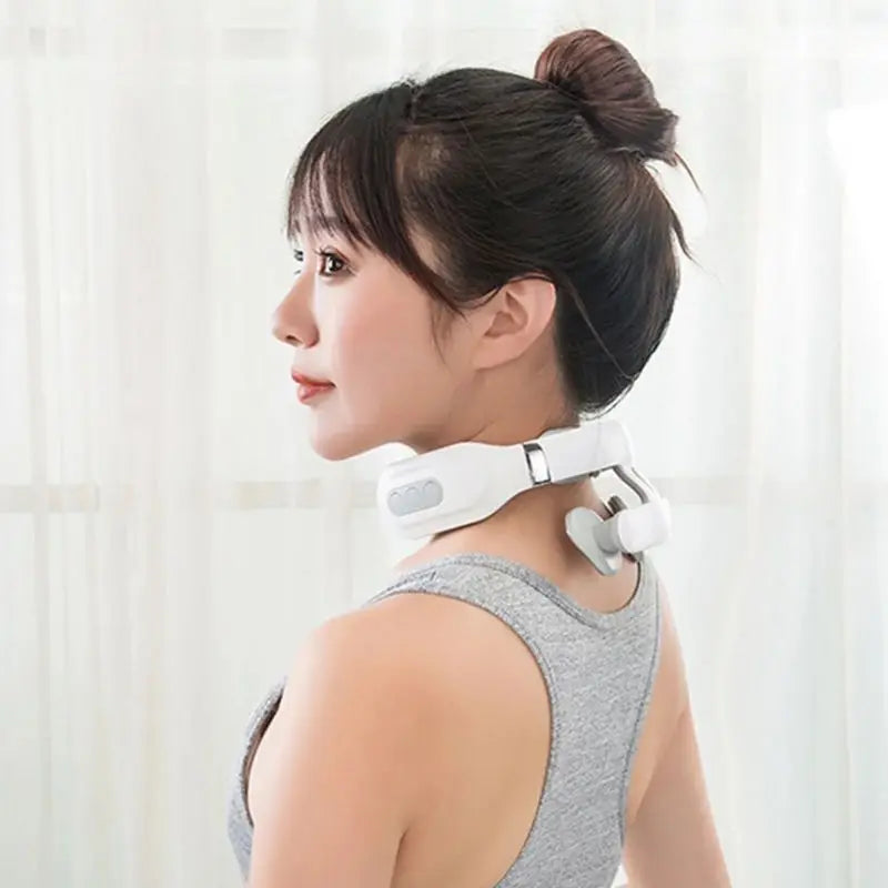 4-Head Intelligent Neck Massager – USB Charging, Strength Adjustment, Heating Function, Neck Care